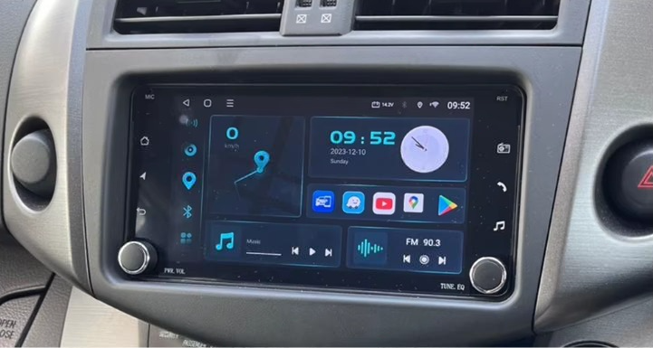 Toyota Innova | 2003-2015 | Android Screen - Image 3