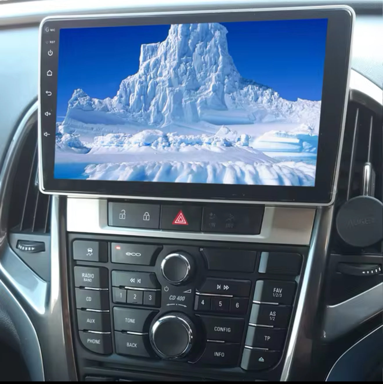 Vauxhall Astra | 2010-2015 | Android Screen - Image 3